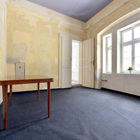 Apartman S Balkonom Trenčín Eksteriør bilde