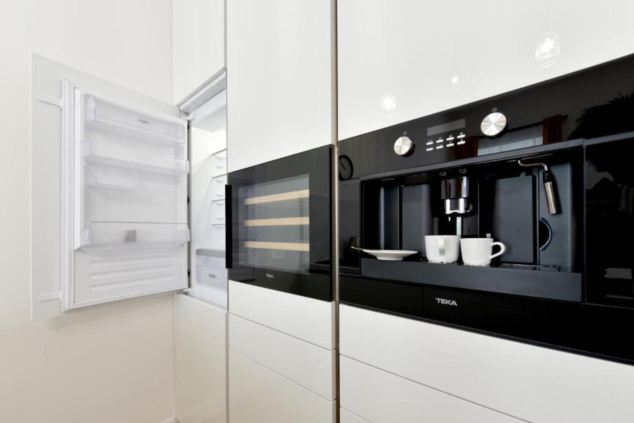 Apartman S Balkonom Trenčín Eksteriør bilde